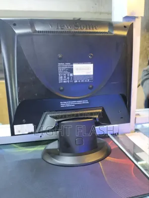 View Sonic 15 Inches Computer Screen
