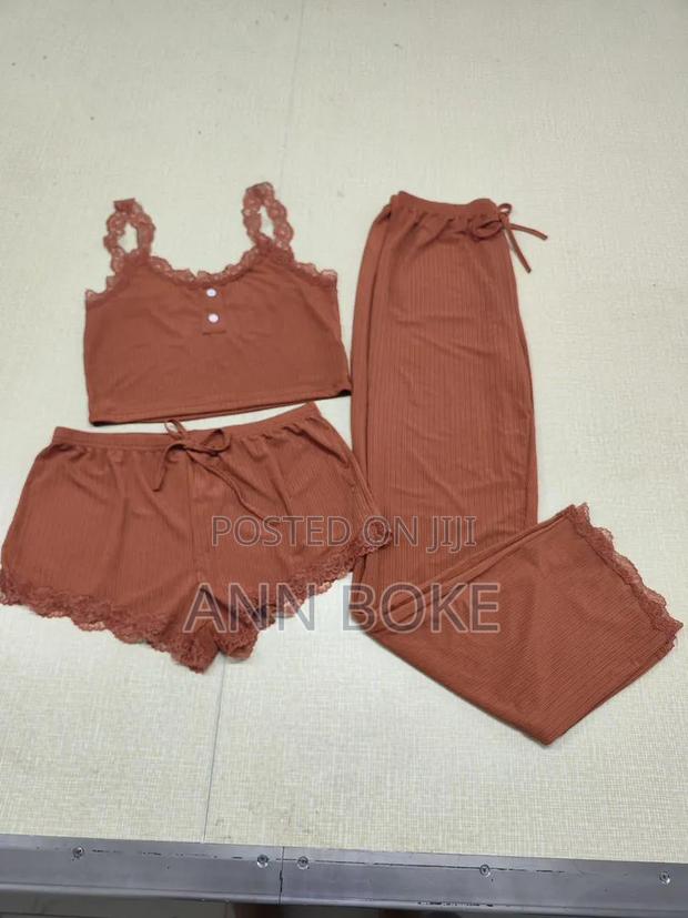 3 in 1 Ladies Pajama Set Quality Size S-Xl - thumbnail 3