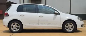Volkswagen Golf 2012 White