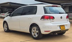 Volkswagen Golf 2012 White
