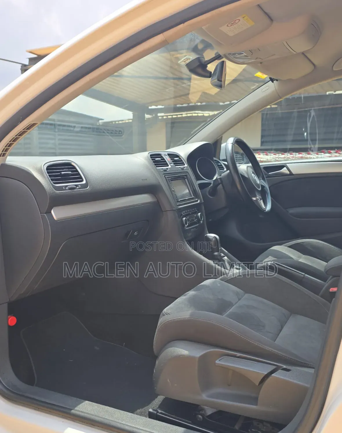 Volkswagen Golf 2012 White