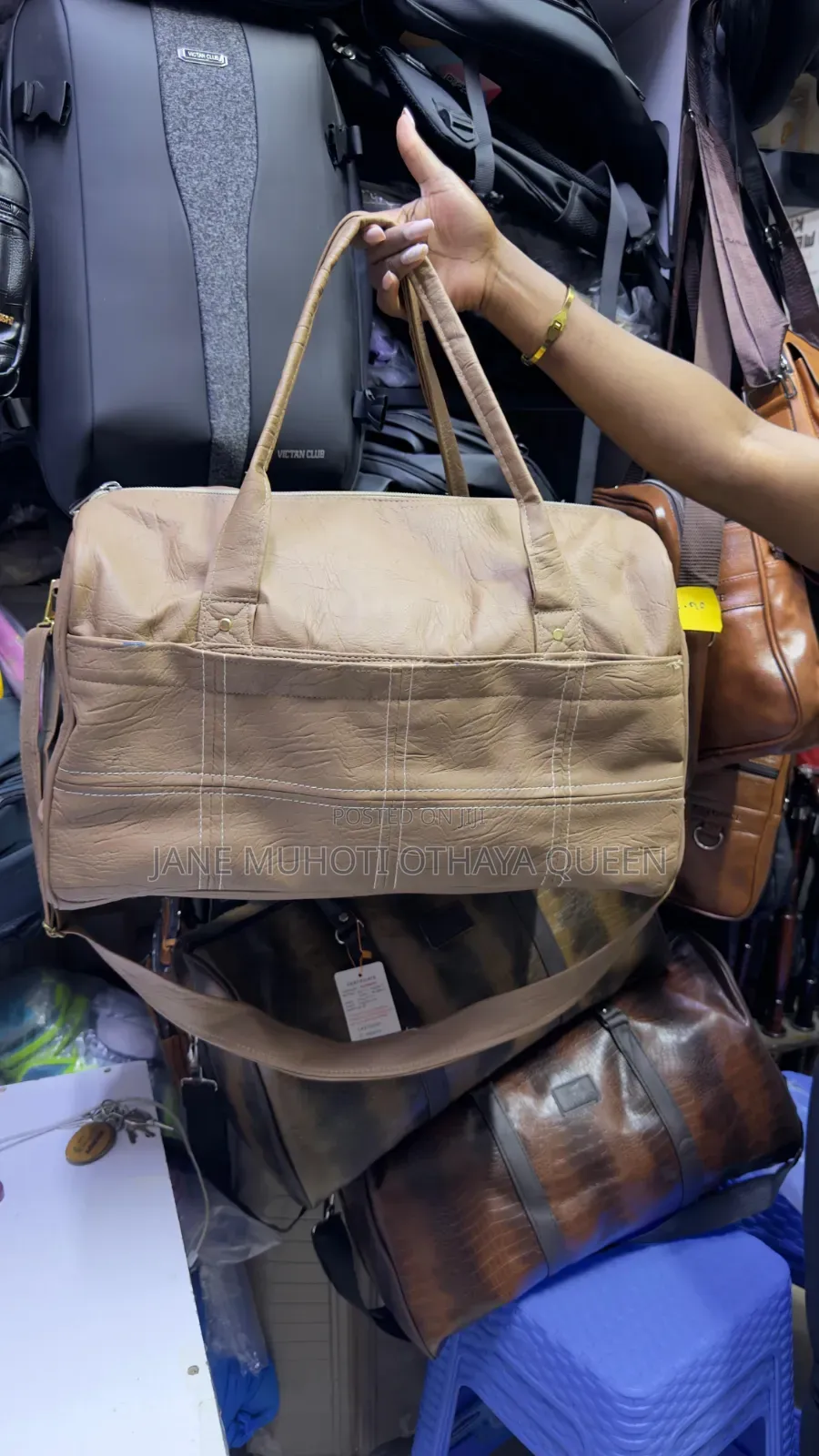Sleek Spacious Duffel Leather Finish Travel Bags