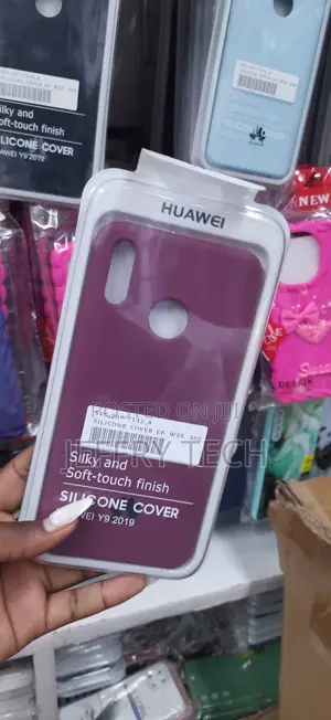 Y9 2019 Plum-Colored Shock-Absorbing Silicone Cover