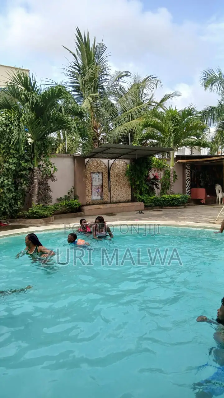 4br Villa With A Pool