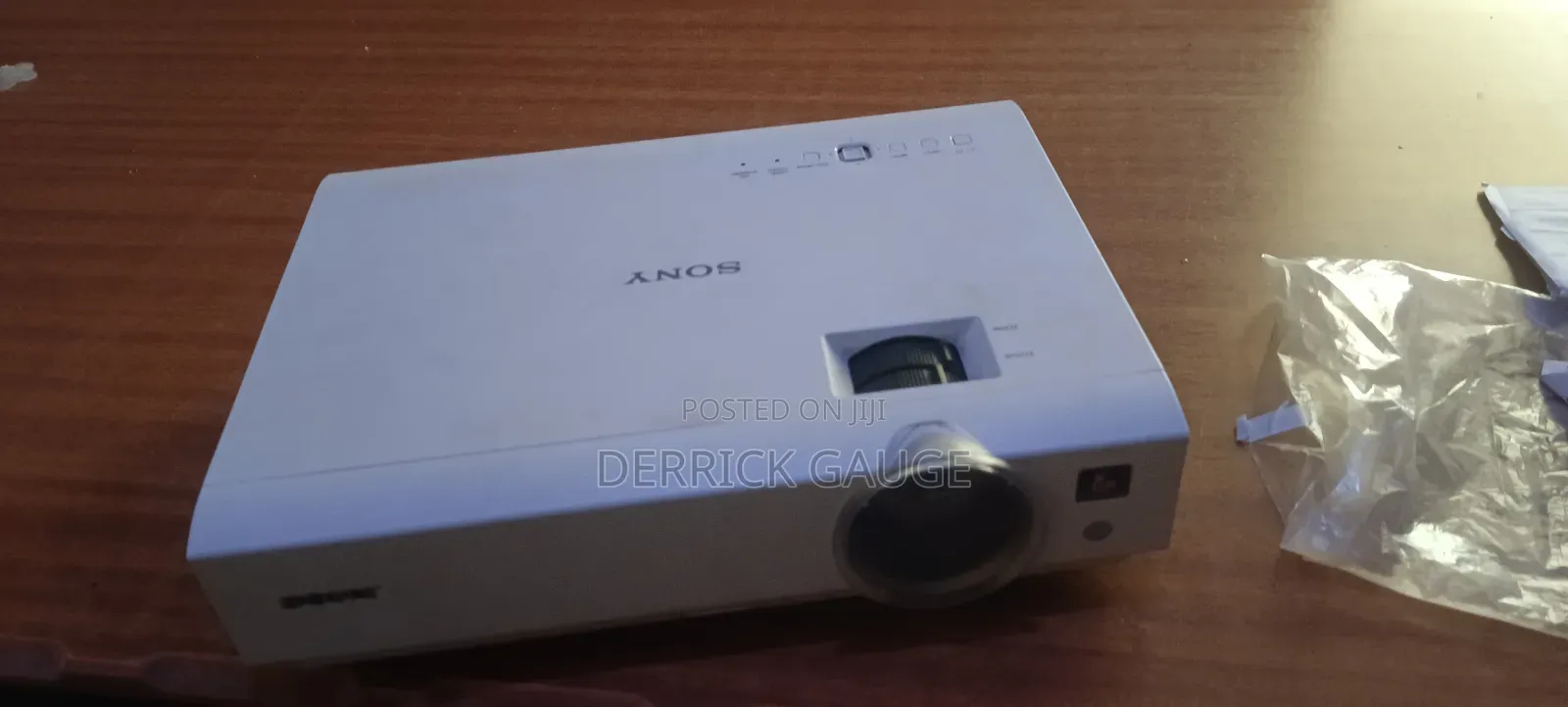 Projector Sony Dx140