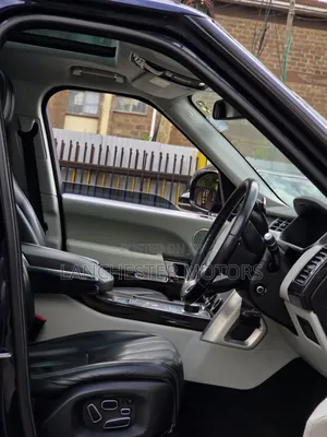 Land Rover Range Rover Vogue 2016 Blue