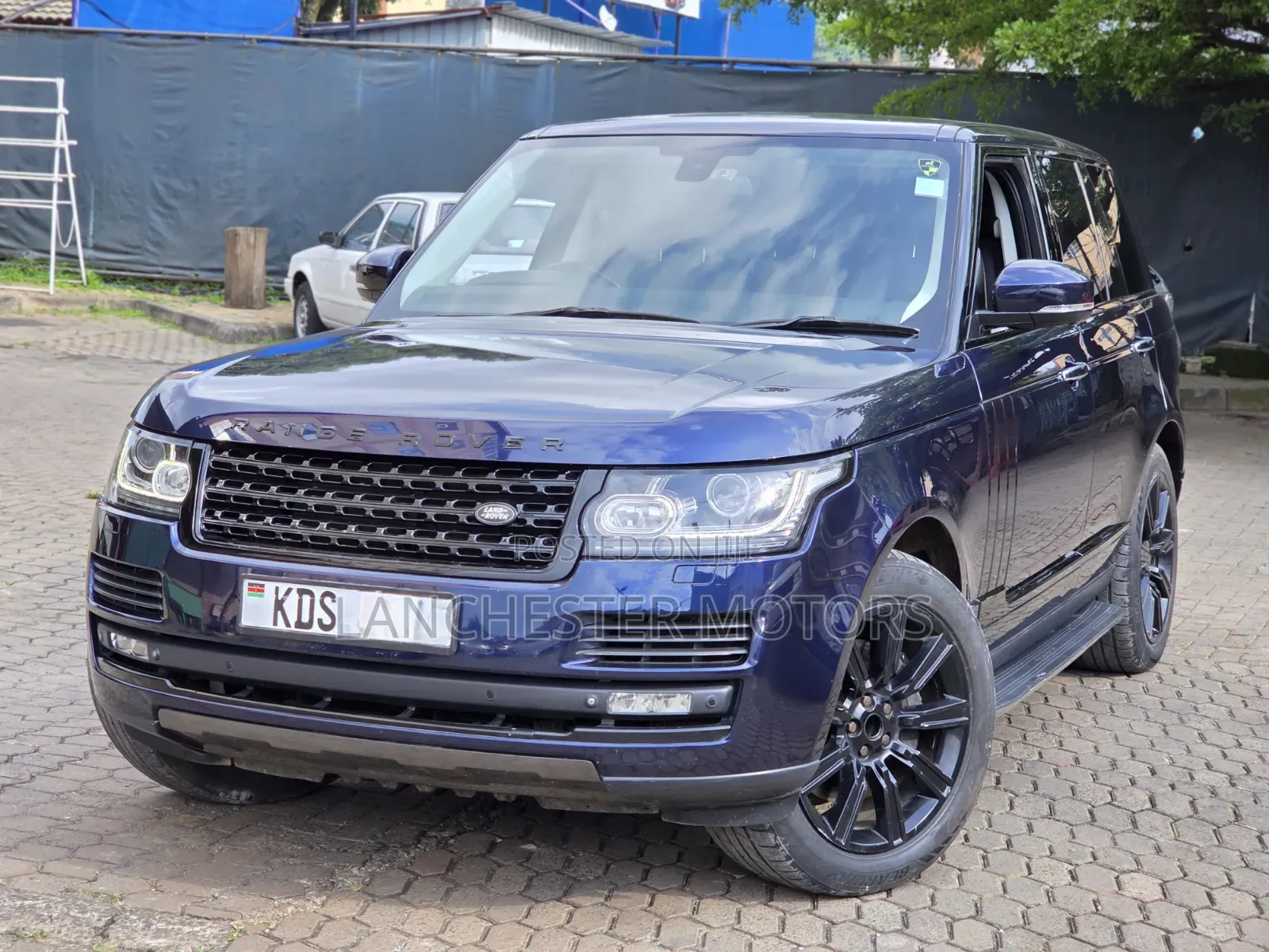 Land Rover Range Rover Vogue 2016 Blue