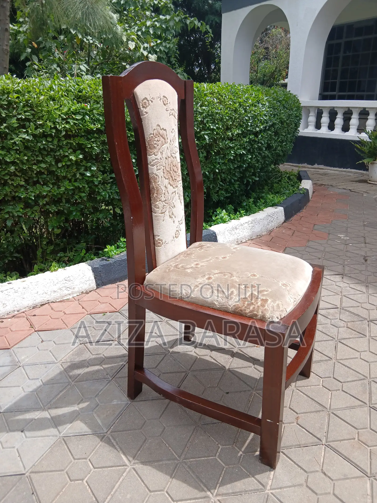 Set of 6 Dining Sits.