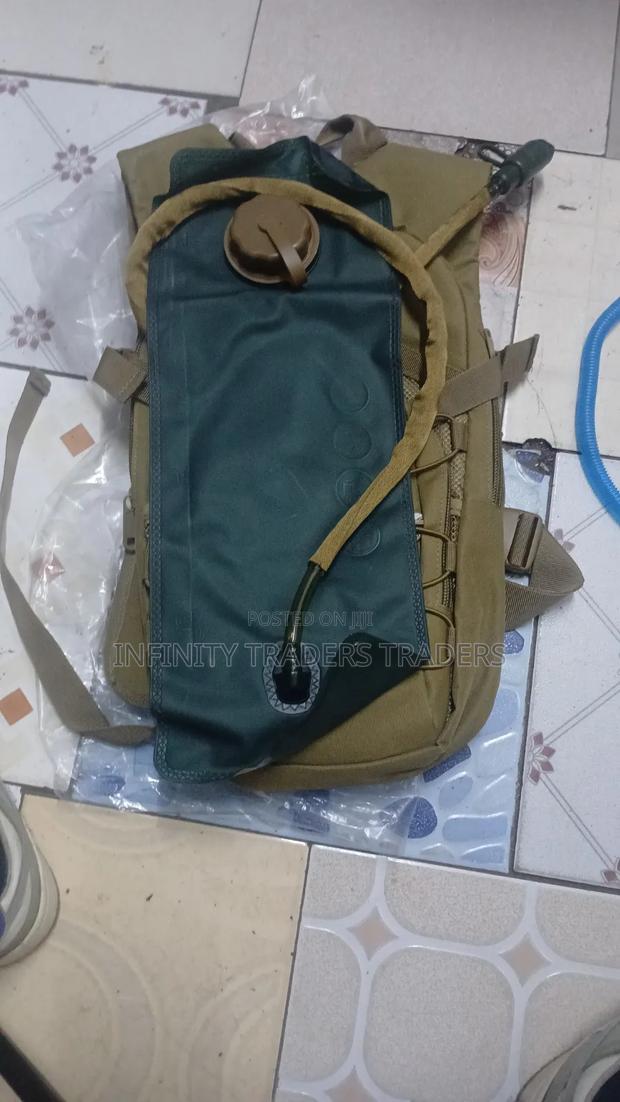 Camel Backpack Hiking Camping - thumbnail 2