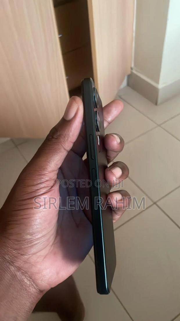Vivo Y04 64 GB Black - thumbnail 2