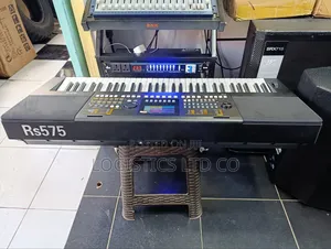 Rs575 Electronic Keyboard With Effects Voices