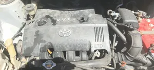 Toyota Sienta 2009 Silver