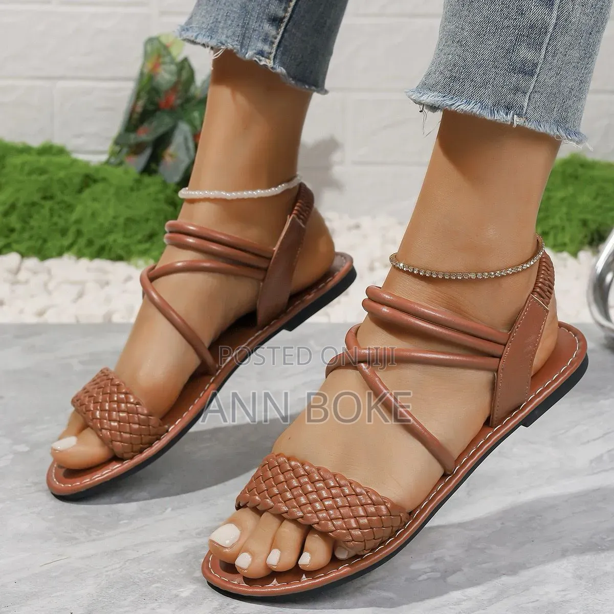 Ladies Leather Sandals Black:36,37,38,39,40,41,42*Quality