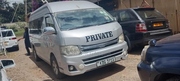 Toyota Grand HiAce 2013 Silver