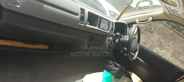 Toyota Grand HiAce 2013 Silver - thumbnail 9