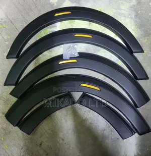 Hiace 9l/7l "Box Matatu" Fenders With Indicator Lights