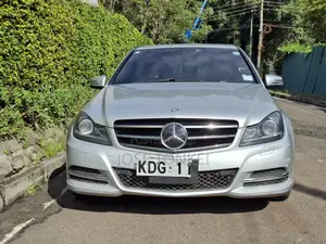 Mercedes-Benz C200 2014 Silver