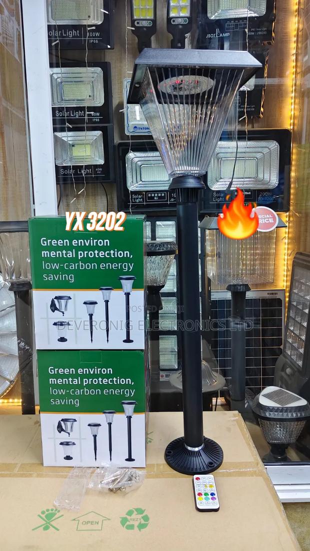 *Yx 3202 Solar Garden Pillar Lights*=