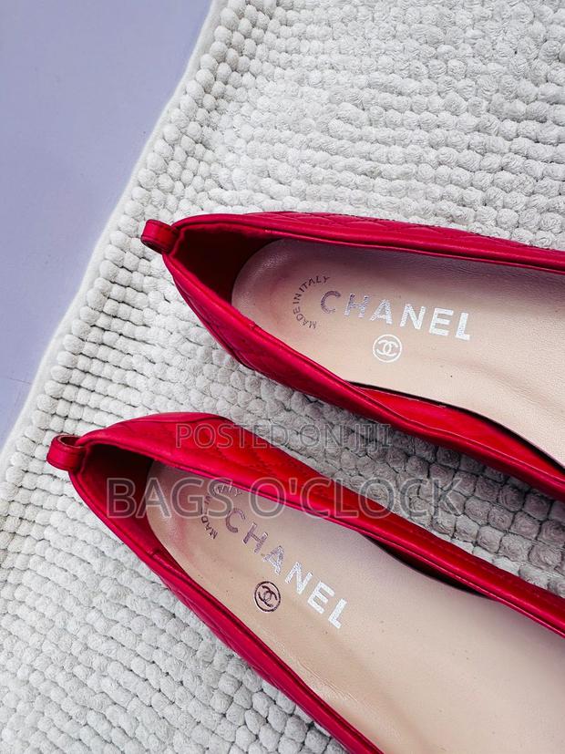 Authentic Chanel Red Leather Ballerina Flats With Silver Cap Toe - thumbnail 5