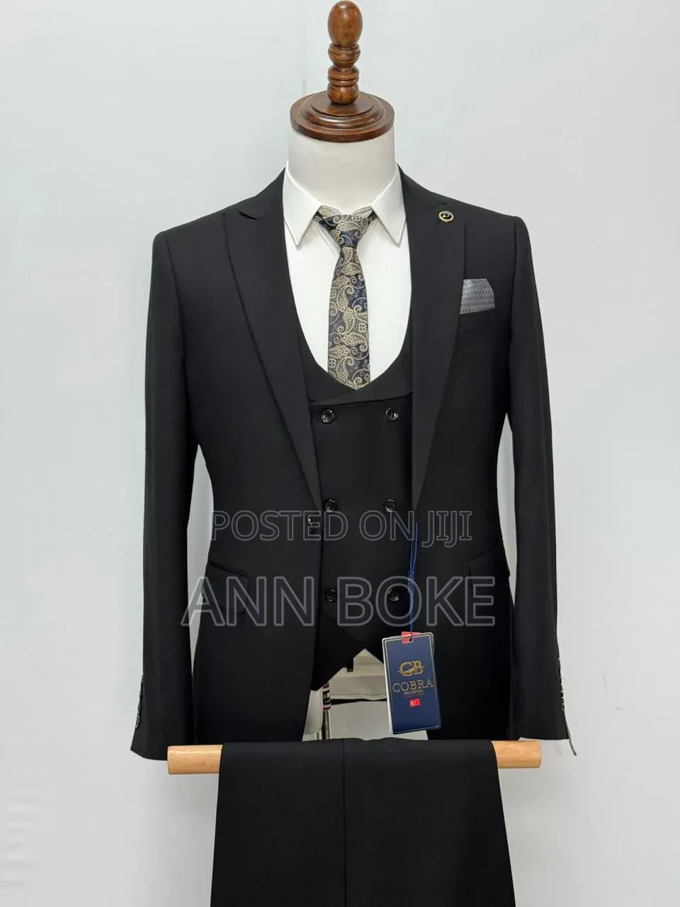 Suit 3pic Available 
Good Quality  
Size 46-60