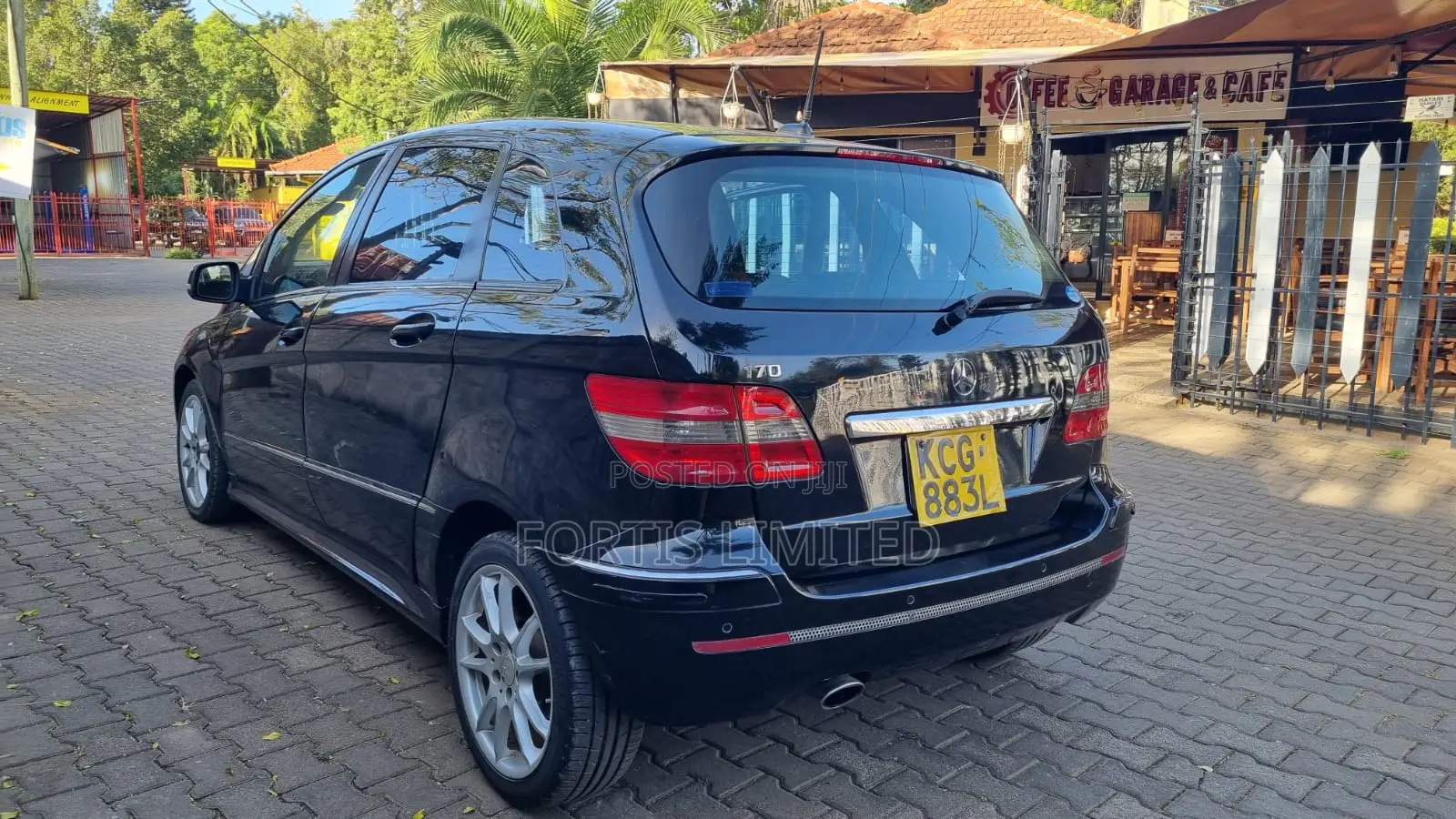 Mercedes-Benz B-Class 2009 Black