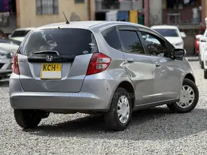 Honda Fit 2006 Silver