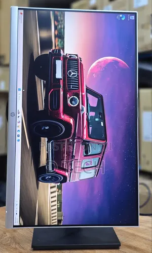 Hp 24mq
24 Inch 
QHD (2560*1440)
Panel: Ips
Refresh Rate:60hz
