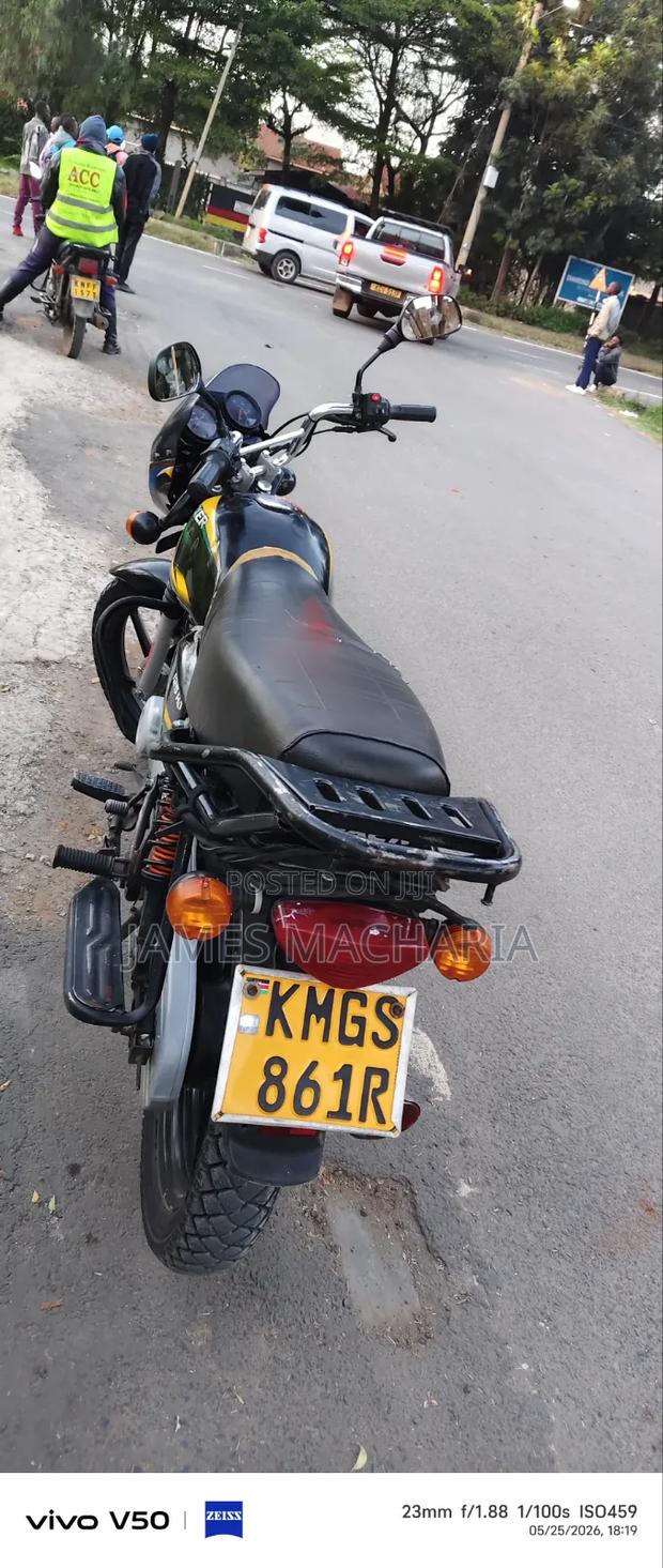 Bajaj Boxer 125 2025 Black - thumbnail 8