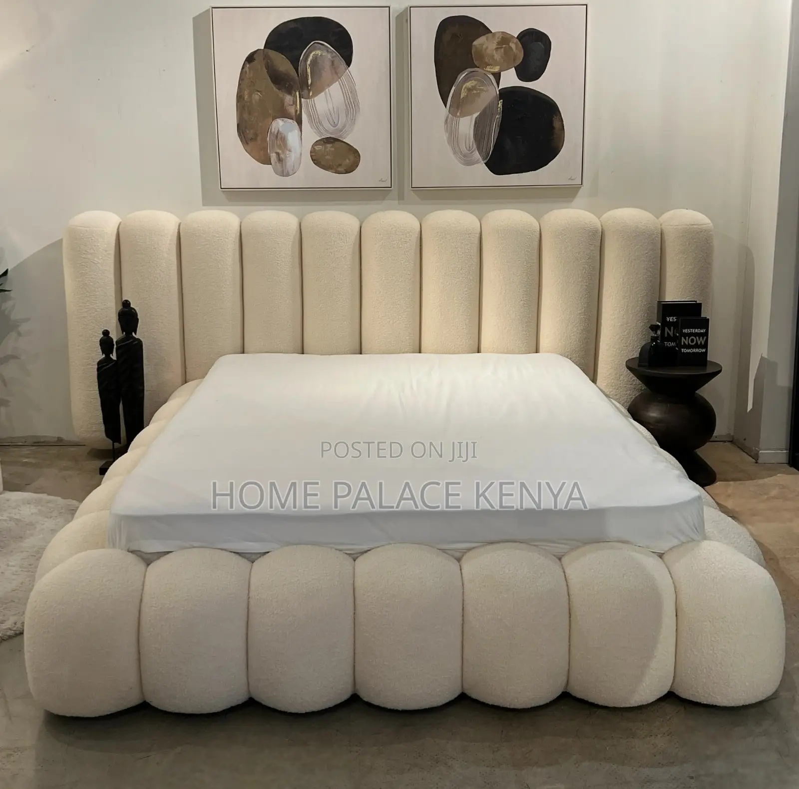 Bubble Bed: Luxury Fabric Upholstered King Size Bed With 10" Matress