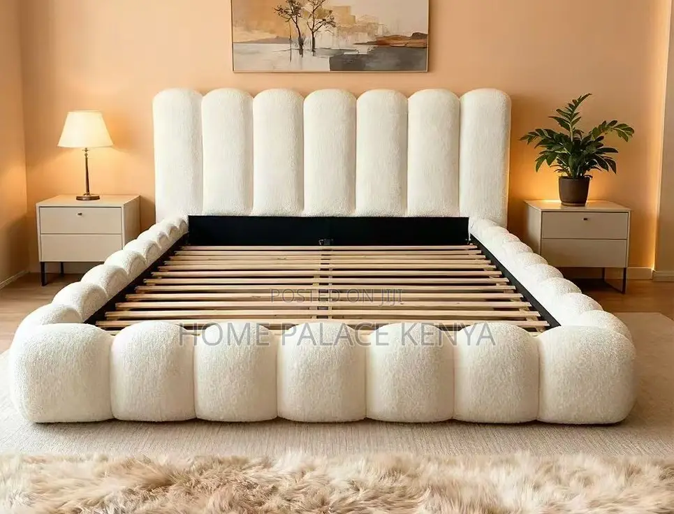 Bubble Bed: Luxury Fabric Upholstered King Size Bed With 10" Matress