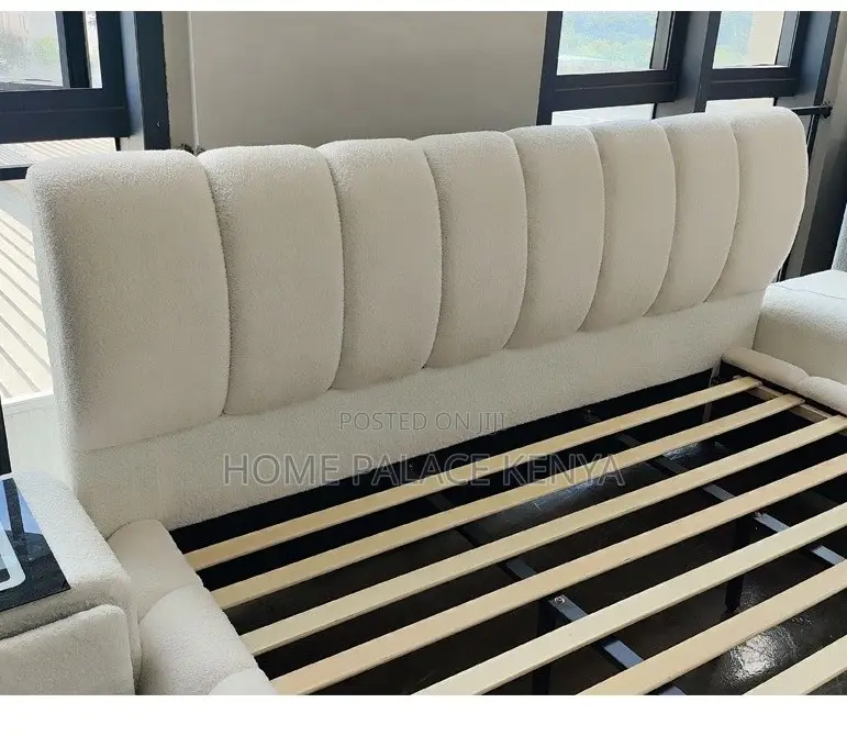 Bubble Bed: Luxury Fabric Upholstered King Size Bed With 10" Matress