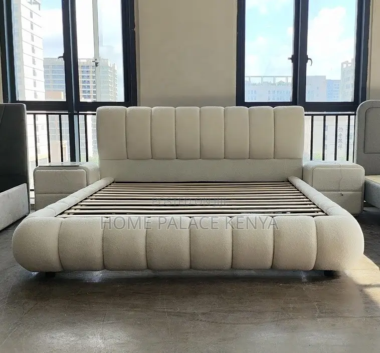 Bubble Bed: Luxury Fabric Upholstered King Size Bed With 10" Matress