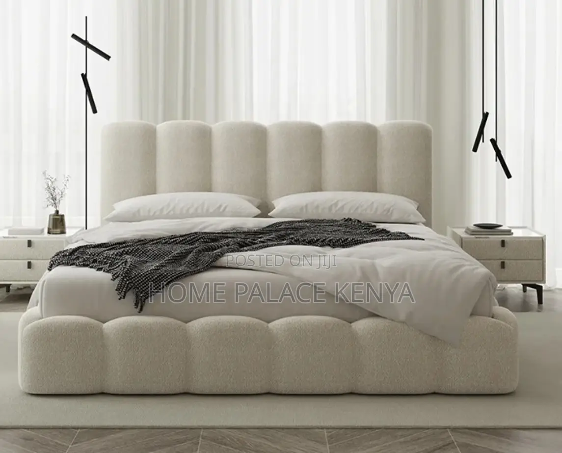 Bubble Bed: Luxury Fabric Upholstered King Size Bed With 10" Matress