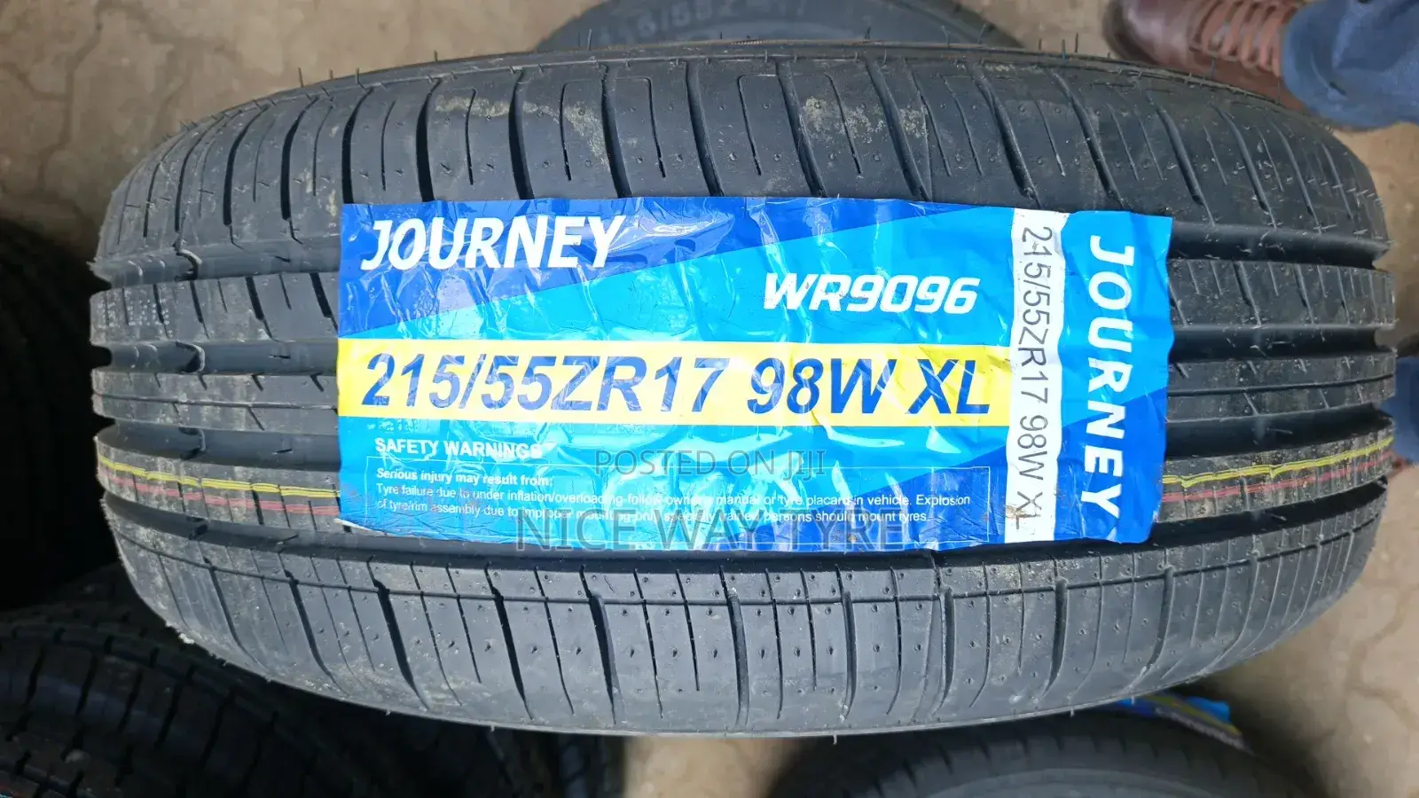 215/55r17 Journey Tyre