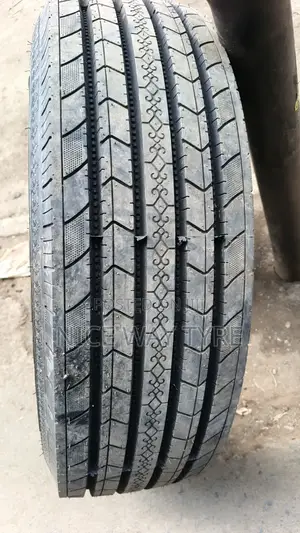 265/70r19.5 Lionlike