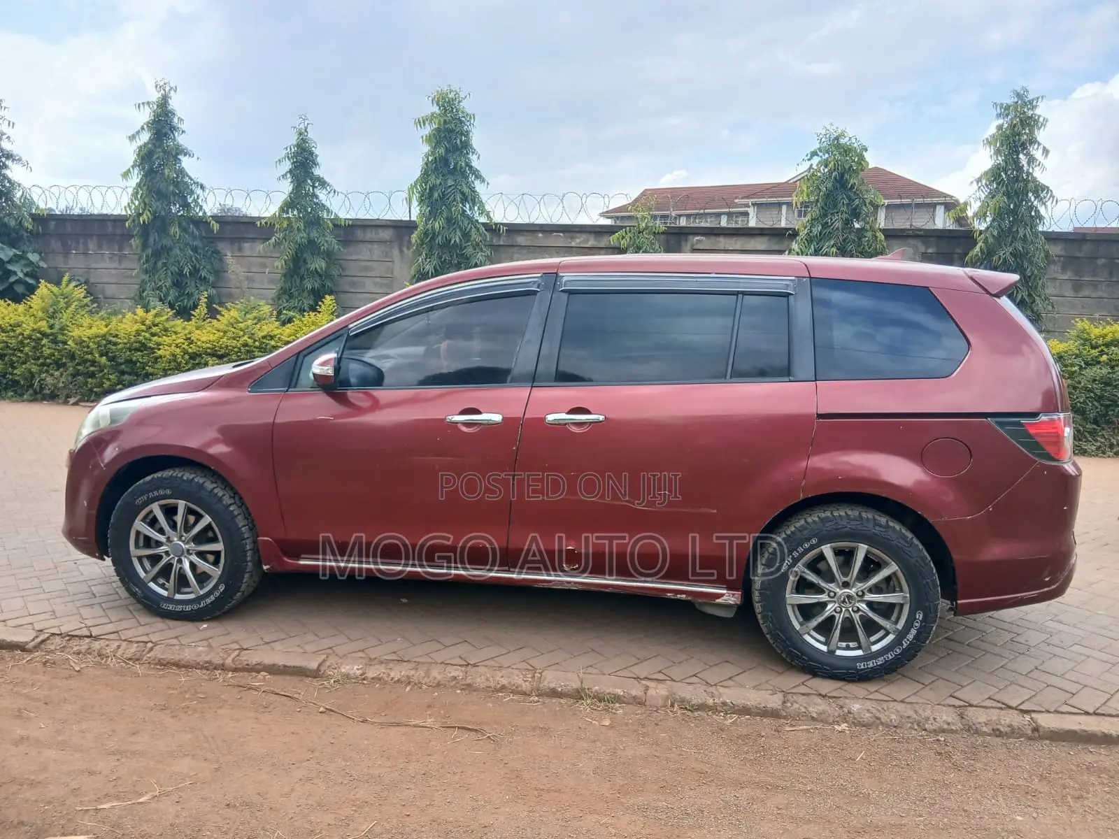 Mazda MPV 2.0 TD Comfort 2009 Red