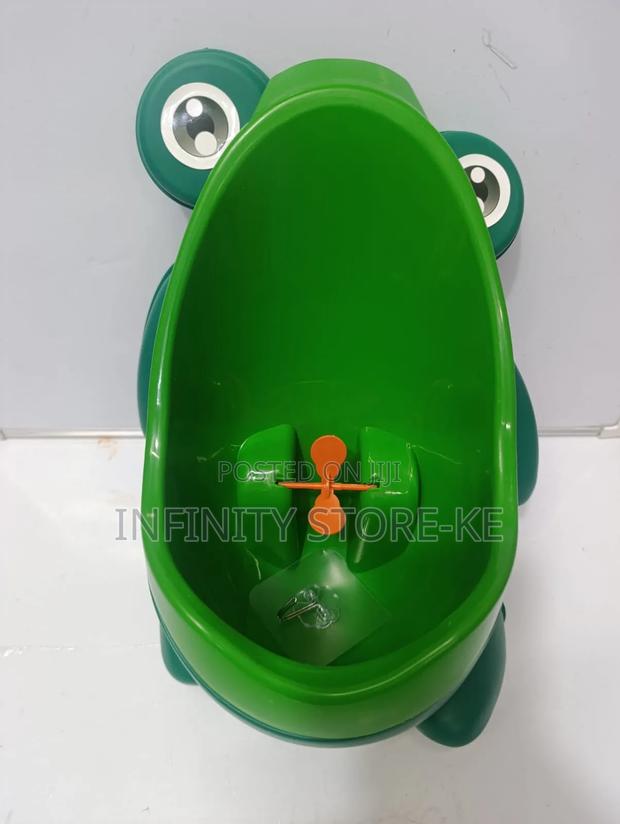Wall Mounted Boys Urinal Trainer - thumbnail 2