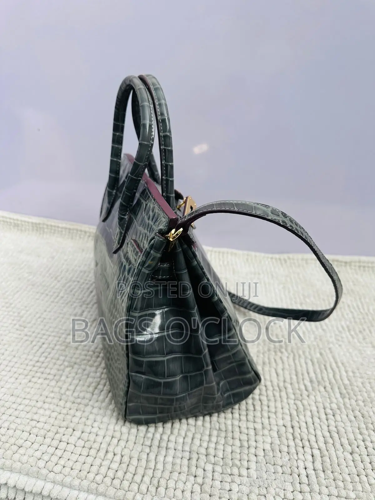 Authentic Hermès Birkin 30 Crocodile Handbag (Gold Hardware)