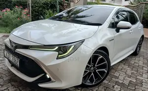 Toyota Corolla 2018 White
