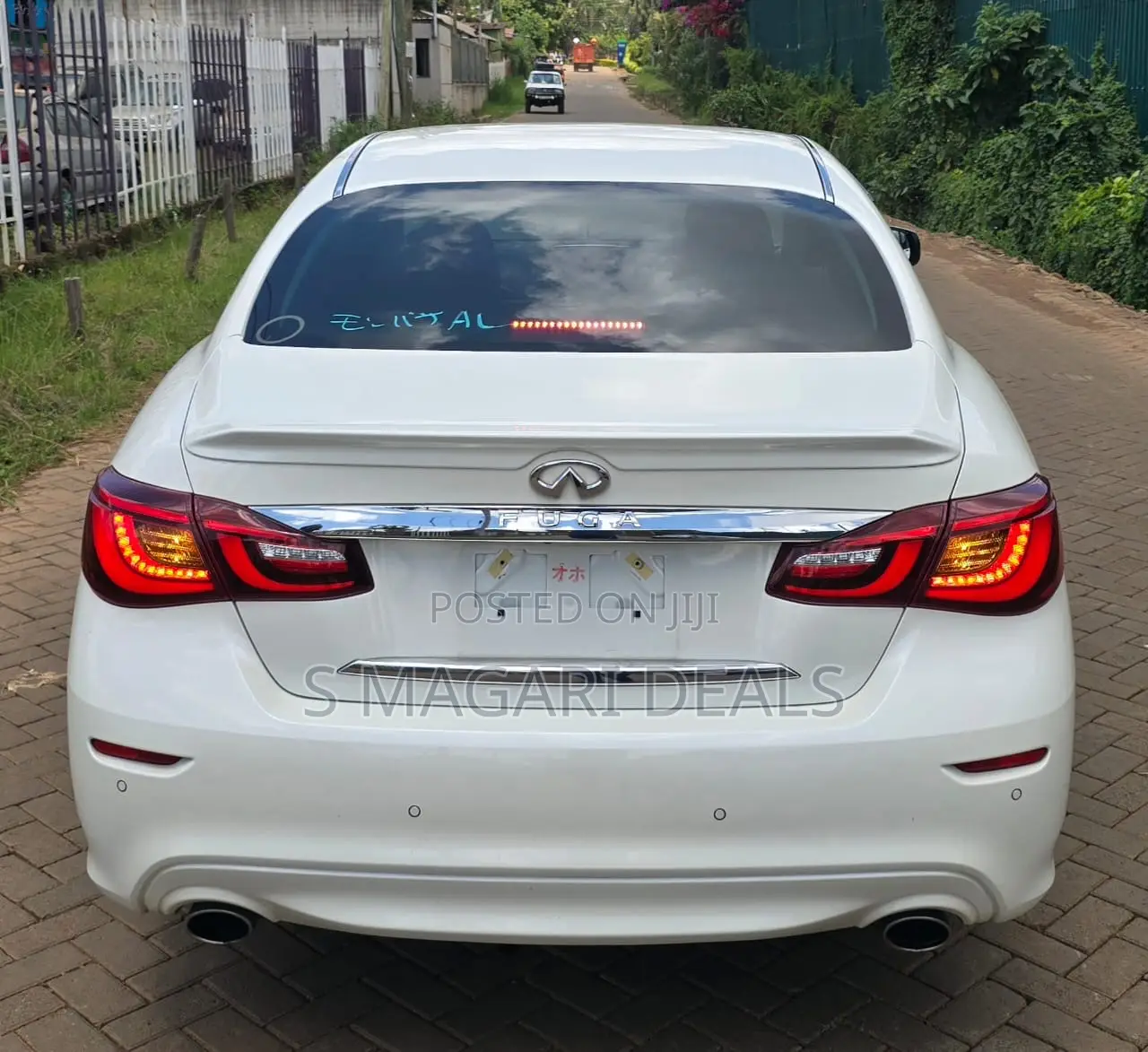 Nissan Fuga 2018 White