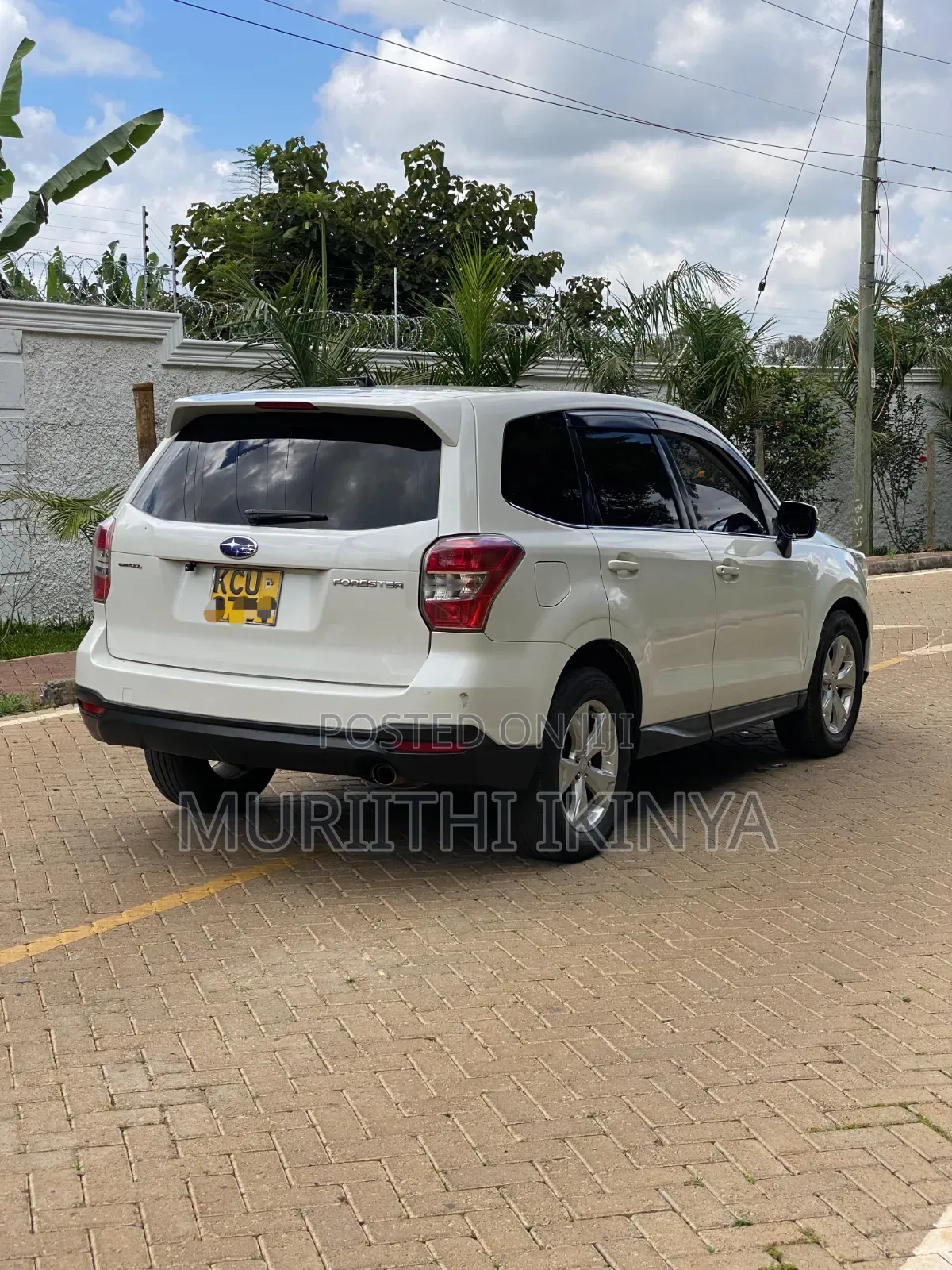 Subaru Forester 2.0D X 2012 White