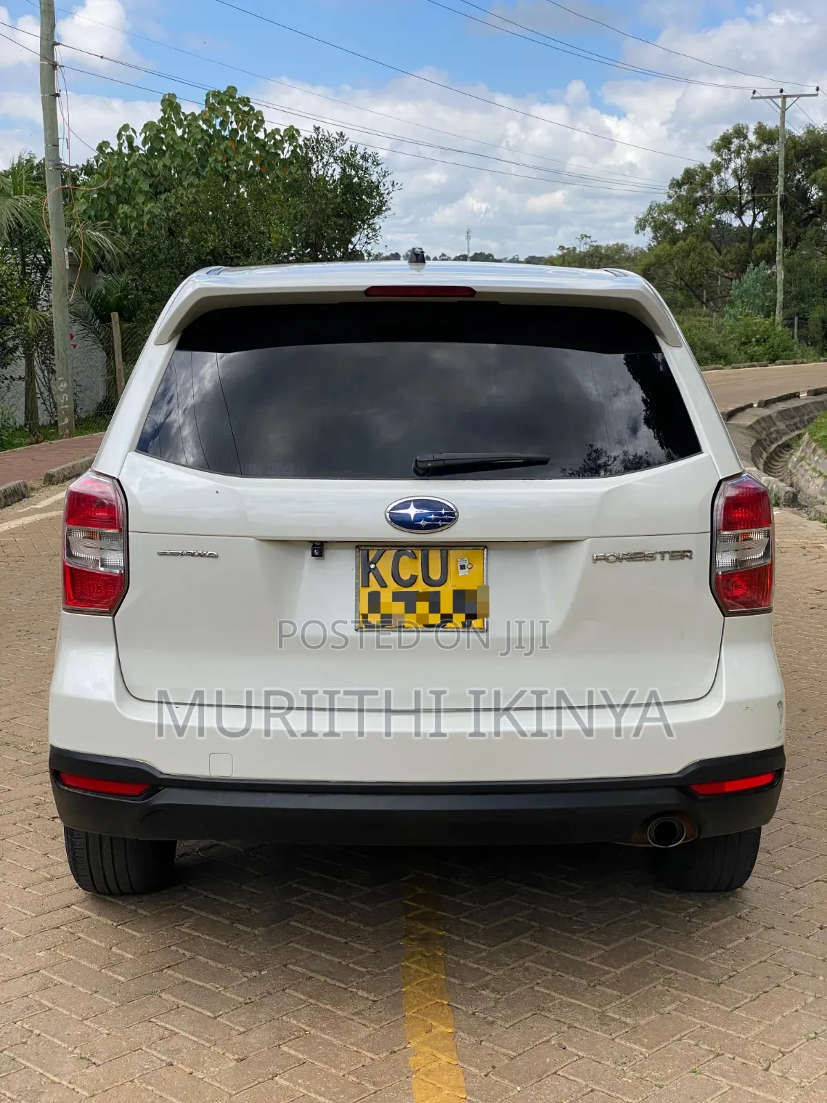 Subaru Forester 2.0D X 2012 White