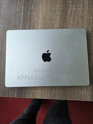 Laptop Apple MacBook Pro M1 16GB Apple M1 Pro SSD 1T