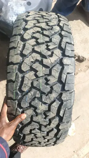 275/70r16 Comforser Tyres a/T