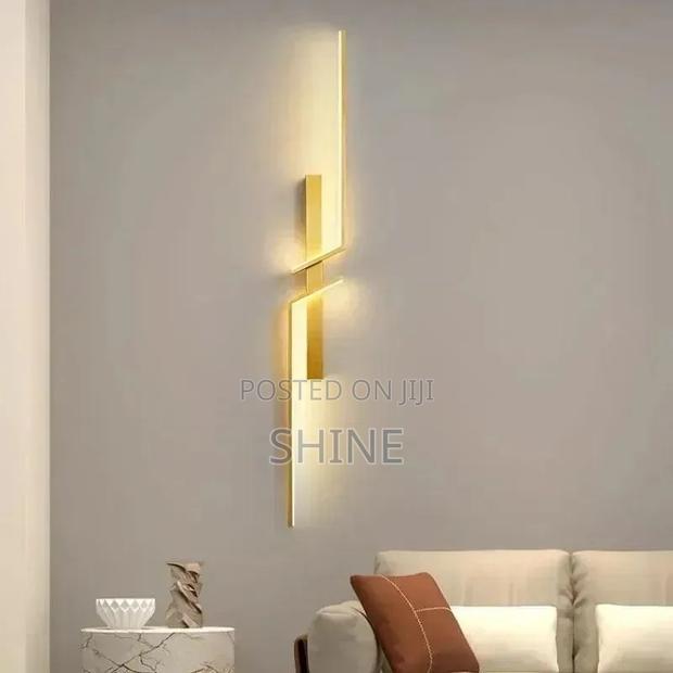 Rechargeable Wall Lights - thumbnail 3