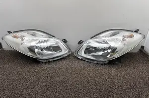 Toyota Vitz 2005 Headlight