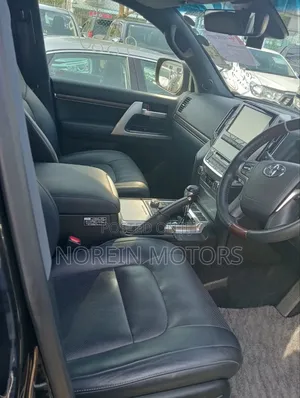 Toyota Land Cruiser 2019 Matt Black