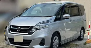 Nissan Serena 2019 Silver