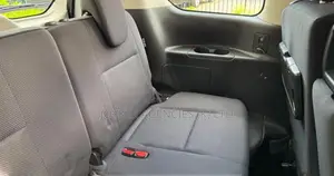 Nissan Serena 2019 Silver
