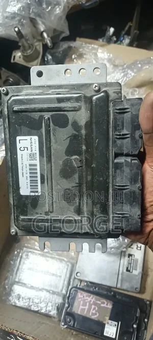 Engine Control Nissan X-Trail T30